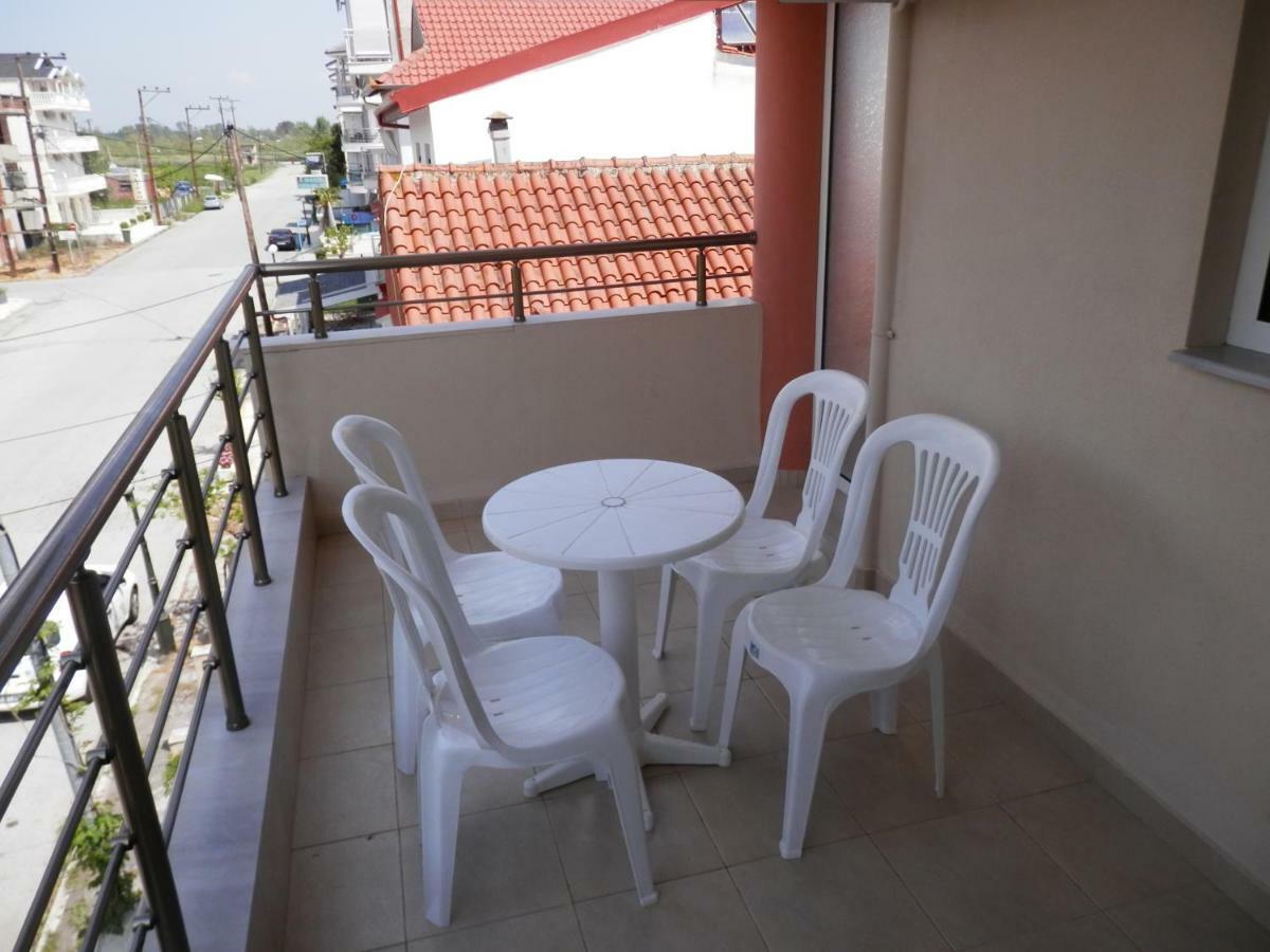 Mango Apartment ปาราเลียกาเตอรีนิส ภายนอก รูปภาพ
